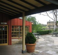 Surveyor General Inn - Sunshine Coast Tourism