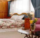 Chalet Swisse Spa Retreat - Sunshine Coast Tourism