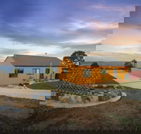 Majestic View Cottages - Sunshine Coast Tourism