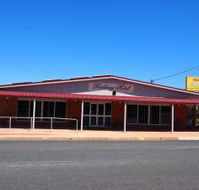 Railway Hotel Condobolin - Holiday Sunshine Coast