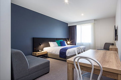 Mantra MacArthur Hotel - Sunshine Coast Tourism 5