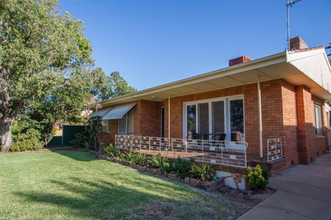 Manera Heights Apartments - Holiday Sunshine Coast 8