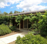 Misty Glen Cottage Hunter Valley - Holiday Sunshine Coast