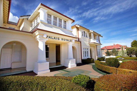 Palais Royale - Holiday Sunshine Coast 2