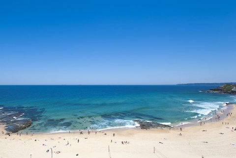 Quality Hotel NOAHS On The Beach - Holiday Sunshine Coast 1