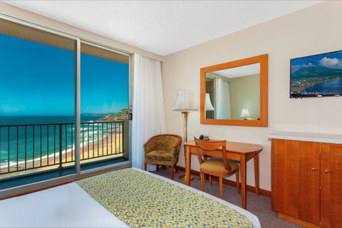 Quality Hotel NOAHS On The Beach - Holiday Sunshine Coast 3