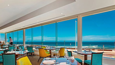 Quality Hotel NOAHS On The Beach - Holiday Sunshine Coast 6