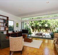 Designer Style - Holiday Sunshine Coast