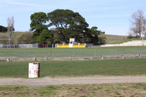 Taralga Showground - Holiday Sunshine Coast 3