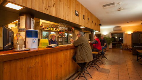 Tilmouth Well Roadhouse - Sunshine Coast Tourism 4