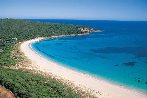 Wolfe Creek Crater Camp At Wolfe Creek Crater National Park - Holiday Sunshine Coast 5