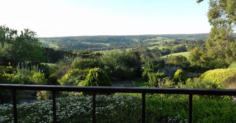 Shambhala Guesthouse - Sunshine Coast Tourism 4