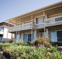 The Dolphins 1 - Sunshine Coast Tourism