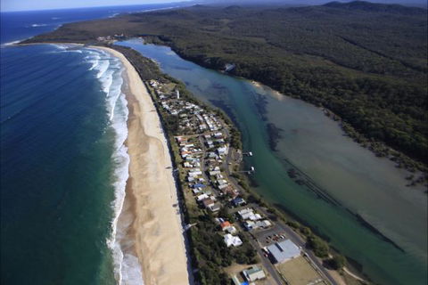 Wooli Holiday Units - Holiday Sunshine Coast 0