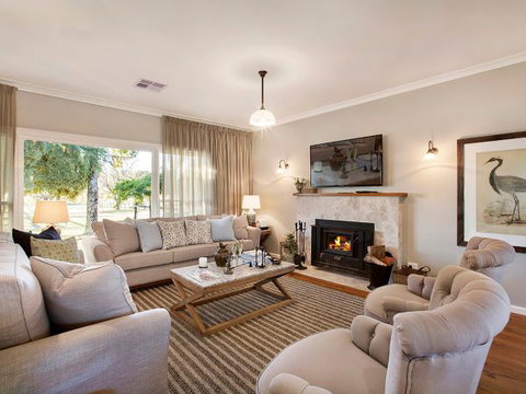 Brooklands Farm Ruffy - Sunshine Coast Tourism 4