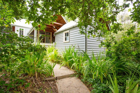 Oak Tree Lodge - Sunshine Coast Tourism 3