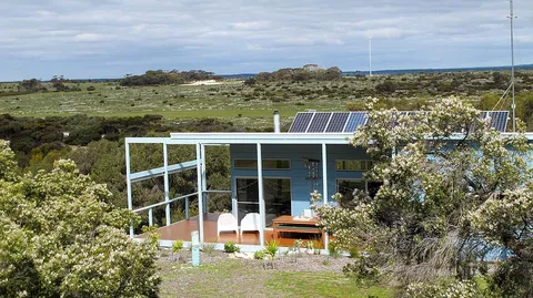 A Dune Escape - Holiday Sunshine Coast 0