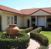 Casa Pizzini Bed and Breakfast - Holiday Sunshine Coast