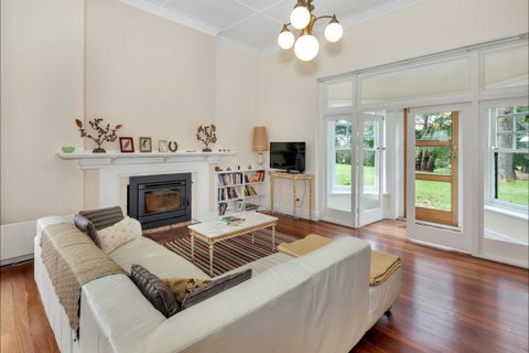 Eurambeen Historic Homestead And Gardens - Sunshine Coast Tourism 3