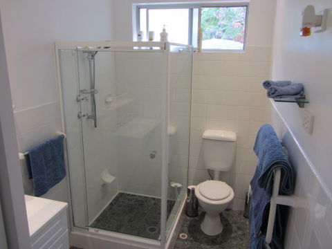 Jacaranda Bed And Breakfast - Holiday Sunshine Coast 6