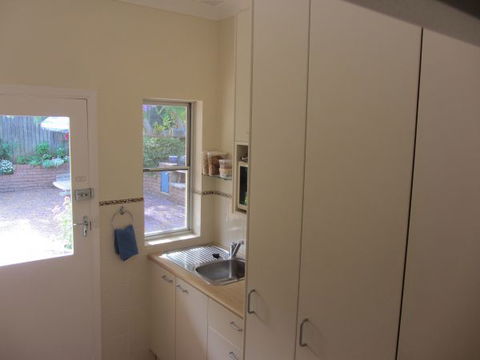 Jacaranda Bed And Breakfast - Holiday Sunshine Coast 8