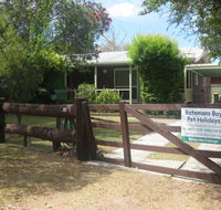 Grantham House  Pet Friendly Holiday Home - Sunshine Coast Tourism