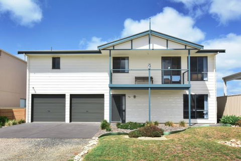 Ambergris - Sunshine Coast Tourism 0