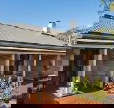 Strathalbyn Villas - Holiday Sunshine Coast