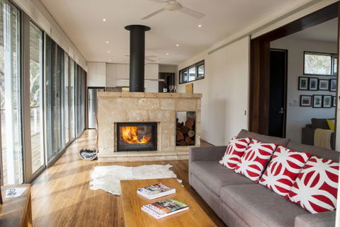 Willalooka Eco Lodge - Sunshine Coast Tourism 3