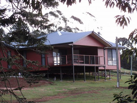Bunya Mountains Accommodation Centre - Sunshine Coast Tourism 3