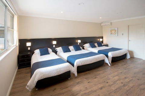 Bundanoon Country Inn Motel - Sunshine Coast Tourism 8