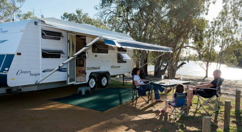 Loxton Riverfront Holiday Park - Sunshine Coast Tourism 1