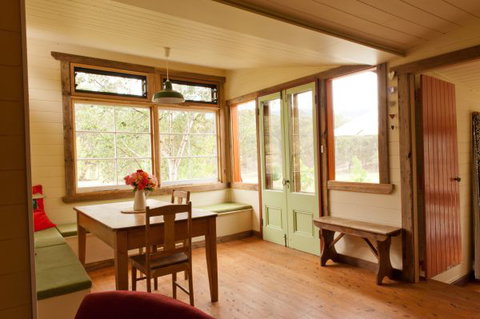 Peach Tree Cabin - Holiday Sunshine Coast 6