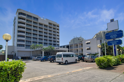 Acacia Court Hotel - Holiday Sunshine Coast 11