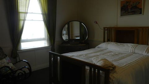 Willy's Holiday House - Sunshine Coast Tourism 3
