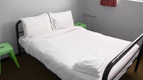 Discovery Melbourne - Sunshine Coast Tourism 0