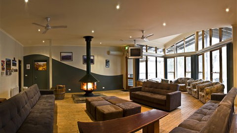 Brambuk Backpackers - Sunshine Coast Tourism 3