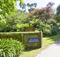 Great Ocean Road Cottages  Backpackers - Sunshine Coast Tourism