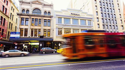 United Backpackers Melbourne - Holiday Sunshine Coast 0