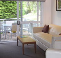 Kunala Chalet - Pinnacle Valley Resort - Holiday Sunshine Coast