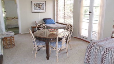 Oakleigh Rural Retreat - Holiday Sunshine Coast 4