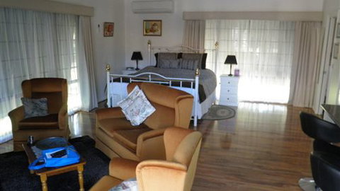 Waldara Cottage - Sunshine Coast Tourism 2