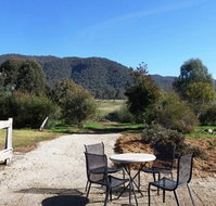 Sweetwater Stays Rural Retreat - Sunshine Coast Tourism