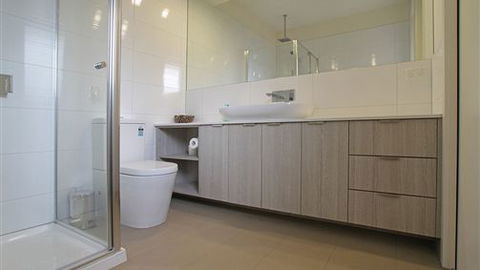 Allara House - Holiday Sunshine Coast 7