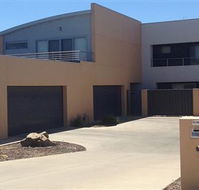 Villa Tarni 17 - Sunshine Coast Tourism