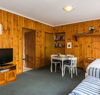 Beachside Accommodation Torquay - Sunshine Coast Tourism