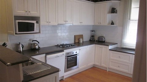 Abaleen House - Holiday Sunshine Coast 0