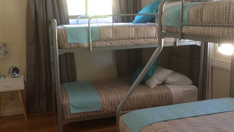 Jamel Lodge - Sunshine Coast Tourism 1