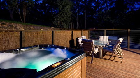Abbott's Rest - Hepburn Springs - Holiday Sunshine Coast 5