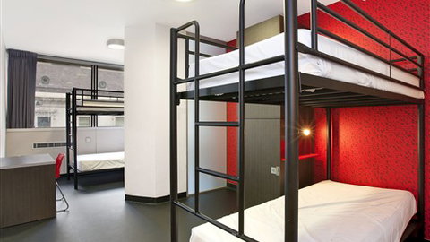 Space Hotel - Holiday Sunshine Coast 8